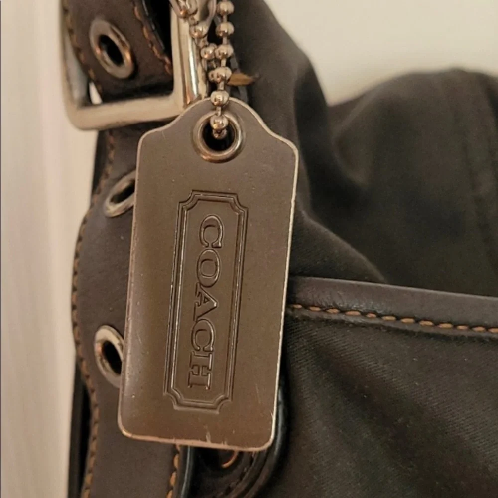Coach black nylon/leather messenger bag #6253 - Picture 2 of 7